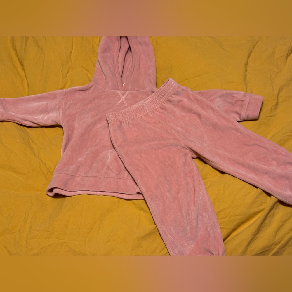 Kate Quinn Pink Velour Kids Two-Piece Set (Hoodie & Joggers)